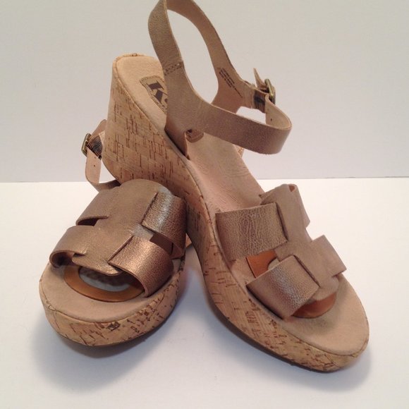 Kork-Ease Shoes - Korks Kork-Ease 9 Gold Metallic Buckled Platform Sandals Forefoot Grip Inserts